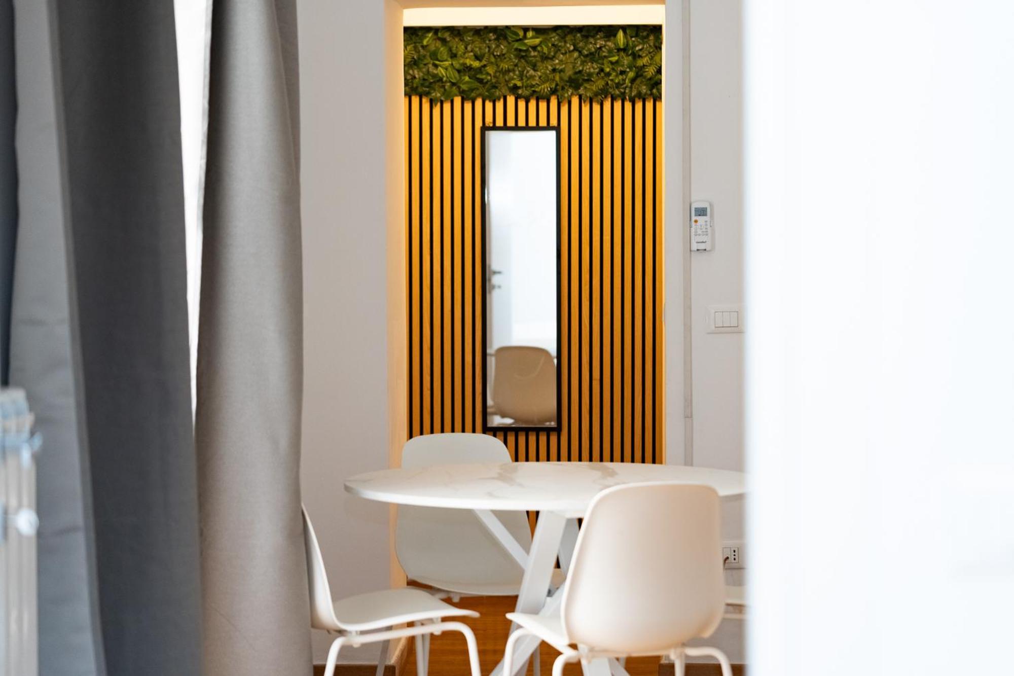 Home Smart Rent Appartamento Nei Pressi Di Via Toledo 2 Camere Da Letto Neapel Exteriör bild